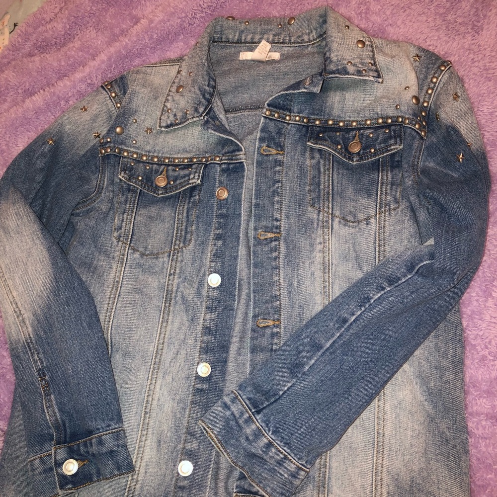 Tana Mongeau Detailed Denim Jacket